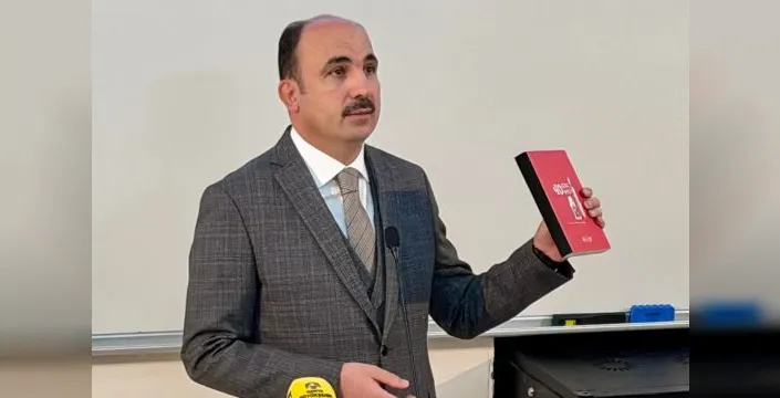 40 yazar, Naci el-Ali çizimleriyle kitap hazırladı