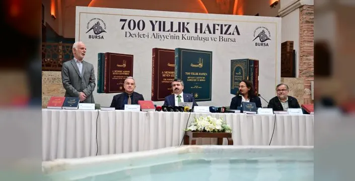 700 yıllık Bursa tarihi iki dilde tanıtıldı