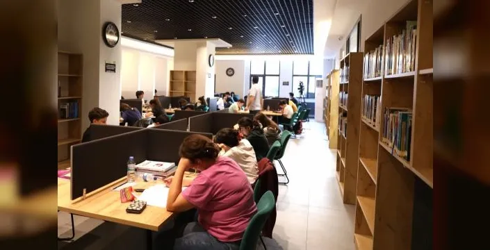 Akıl Küpü Kütüphaneleri, öğrencilere hizmet vermeye devam ediyor