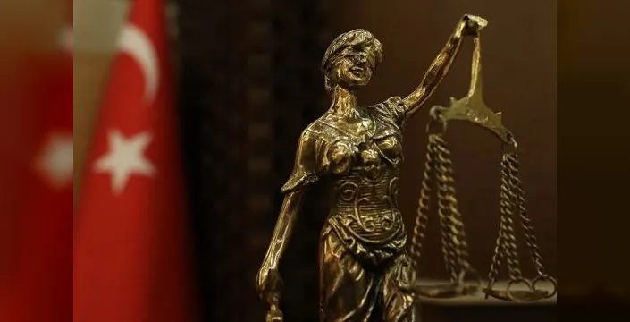 Anayasa Mahkemesi tanık sorgulama hakkı konusunda iki farklı karar verdi