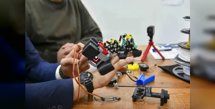 Ankara'da gençler için teknoloji ve robotik atölyesi açıldı