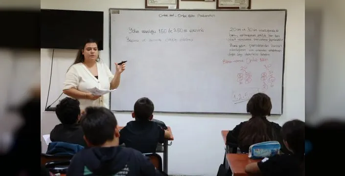 Antalya'da 8 bin öğrenciye ücretsiz eğitim
