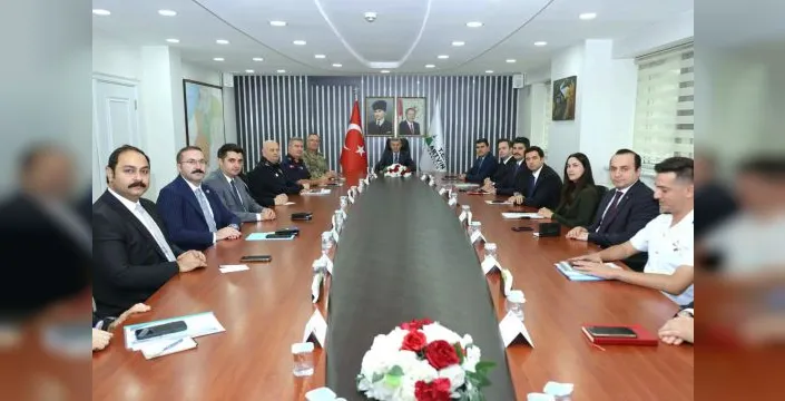 Artvin'de güvenlik toplantısı gerçekleştirildi