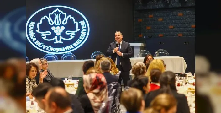 Başkan Dutlulu kadın muhtarlarla bir araya geldi