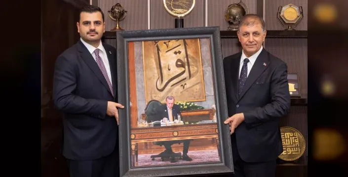 Başkan Tugay, tüm ilçelere hizmet için işbirliği çağrısı yaptı