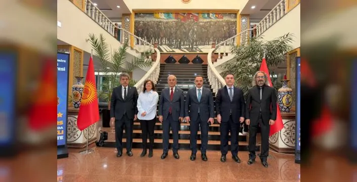 Bişkek'te Türk dünyası sempozyumu gerçekleştirildi