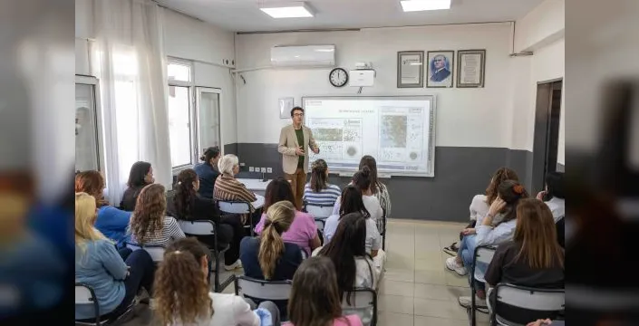 Bornova'da öğretmenlere afet bilinci eğitimi verildi