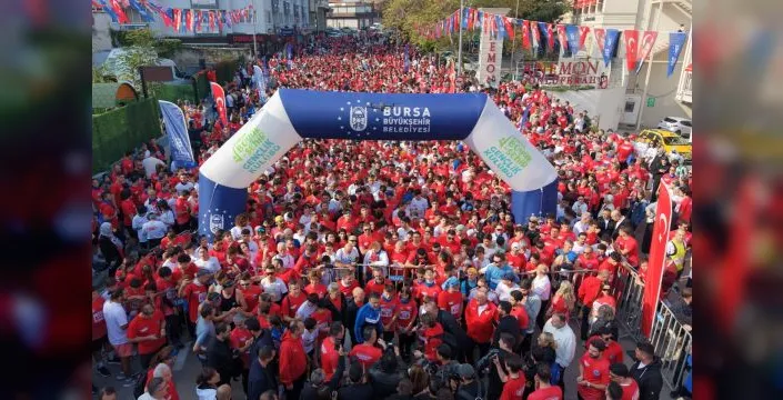 Bursalılar Cumhuriyet Bayramı'nda koştu
