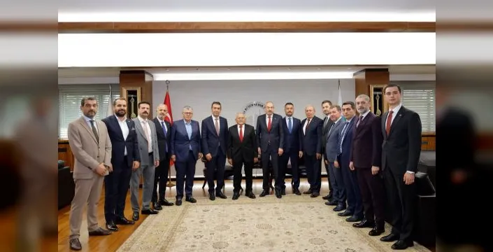 Büyükşehir belediye başkanı, oda başkanlarını ağırladı