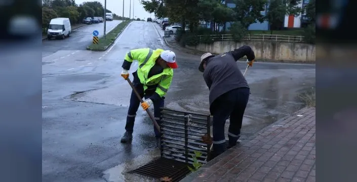 Çayırova'da yoğun yağışla mücadele