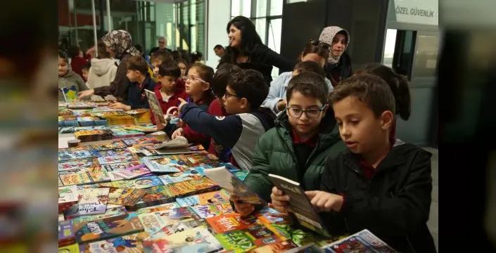 Çayırova Kitap Günleri'ne katılım yoğun