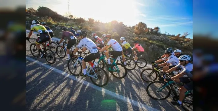 Çeşme'deki Veloturk Gran Fondo'da 809 bisikletçi mücadele edecek