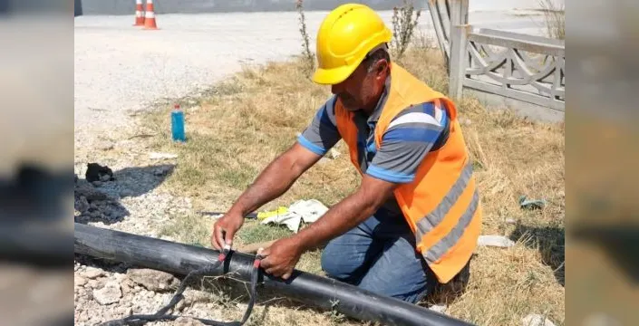 Çifteler'de su altyapı çalışmaları devam ediyor