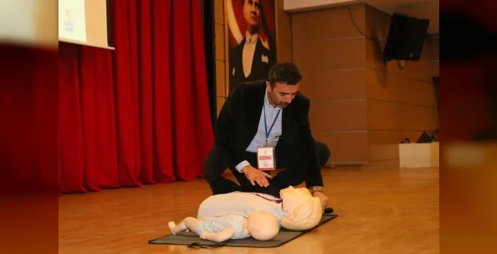 Çiğli Belediyesi, ilk yardım semineri düzenledi
