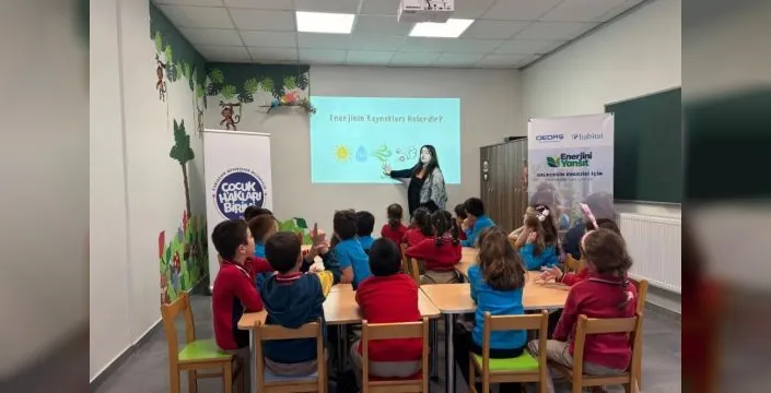 Çocuklara enerji tasarrufu ve verimliliği anlatıldı