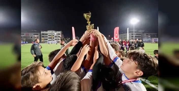 Denizli'de 29 Ekim Cumhuriyet Bayramı futbol turnuvası tamamlandı