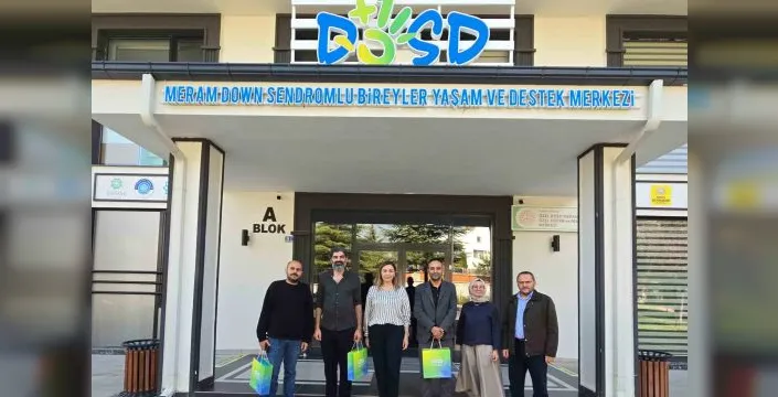 Dosd Meram, ünlü sanatçı ve akademisyeni ağırladı
