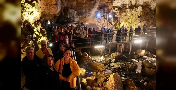 Düzce'de 300 kadın Sarıkaya Mağarası'nı ziyaret etti