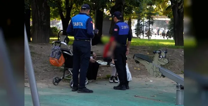 Düzce'de izmarit atmaya ceza kesildi
