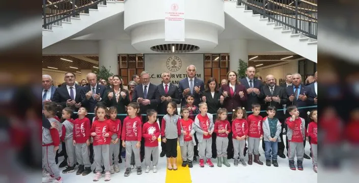 Edirne'ye 160 bin kitaplık dev kütüphane