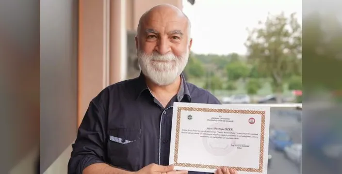 Gazeteci Özke, Adana Sevgi Evleri'nde şiir etkinliğine katıldı