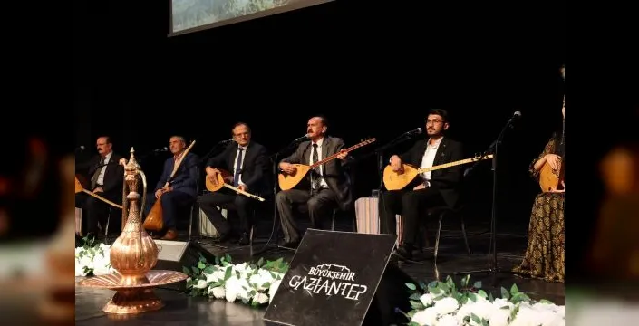 Gaziantep'te Türk dünyasından ozanlar buluştu