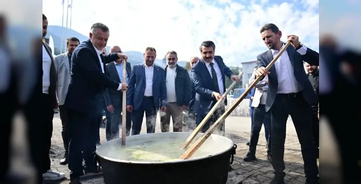 Hamamlıkızık'ta Nebi Dede Çorbası ikram edildi
