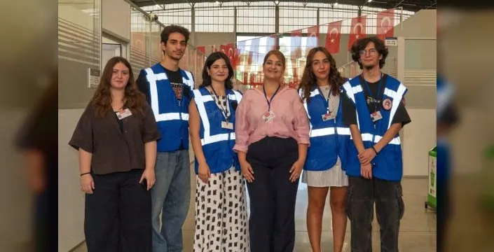 İzmir'deki sağlık gönüllüleri projesi genişliyor