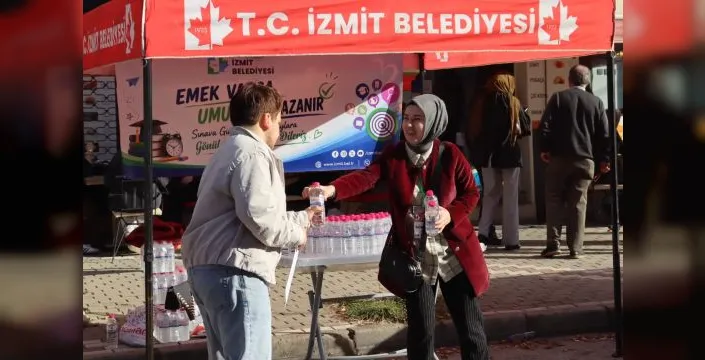İzmit Belediyesi, KPSS adaylarına destek oldu