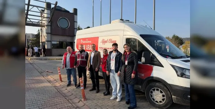 İzmit Belediyesi, KPSS adaylarına su ikramında bulundu