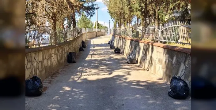 İzmit'teki mezarlıklar için düzenleme çalışmaları sürüyor