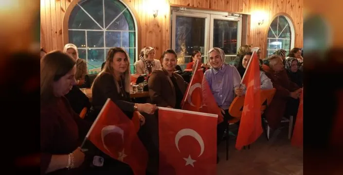 Kadınlar Cumhuriyet Bayramı'nı fasıl gecesiyle kutladı