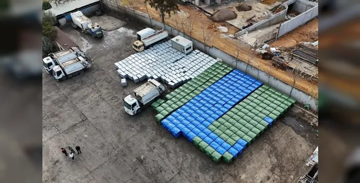 Karabağlar'a 891 yeni çöp konteyneri yerleştirildi