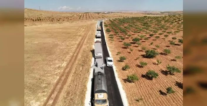 Karaköprü yollarına 2.2 km asfalt serildi