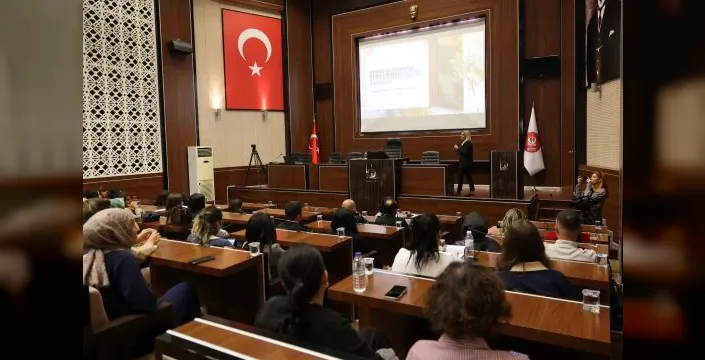 Keçiören Belediyesi, personeline stres ve öfke kontrolü eğitimi verdi