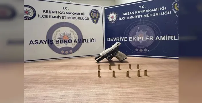 Keşan'da gece yarısı silahlı şahıs suçüstü yakalandı