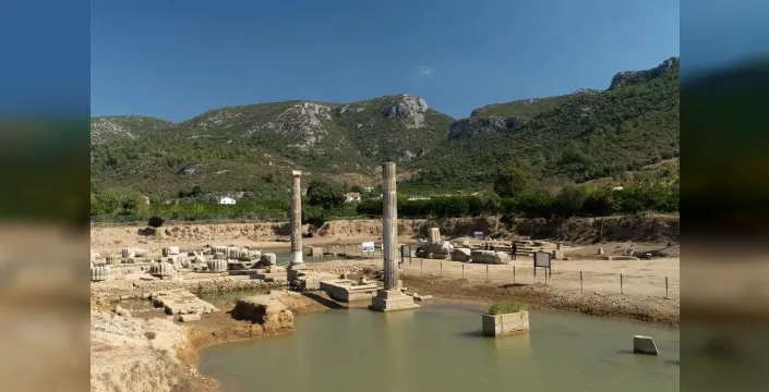Klaros'ta 3 bin 300 yıllık kehanet merkezi gün yüzünde