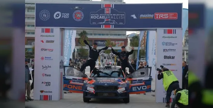 Kocaeli Rallisi'ni Soylu ve Tamer kazandı