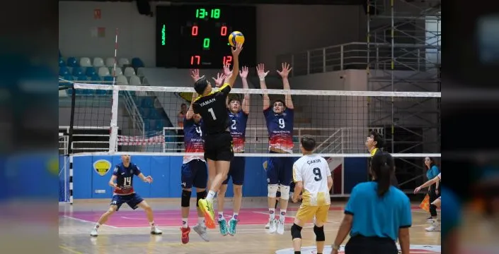 Konya Büyükşehir Belediyespor, Halkbank'ı mağlup etti
