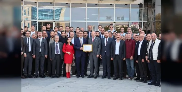 KTO başkanı Ömer Gülsoy mazbatasını aldı