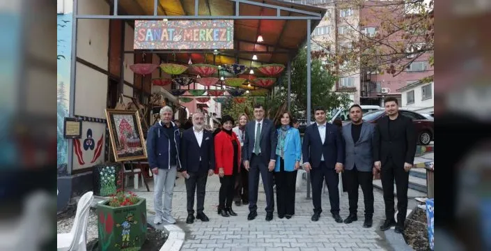 Kütahya'da sanat sokağı açıldı