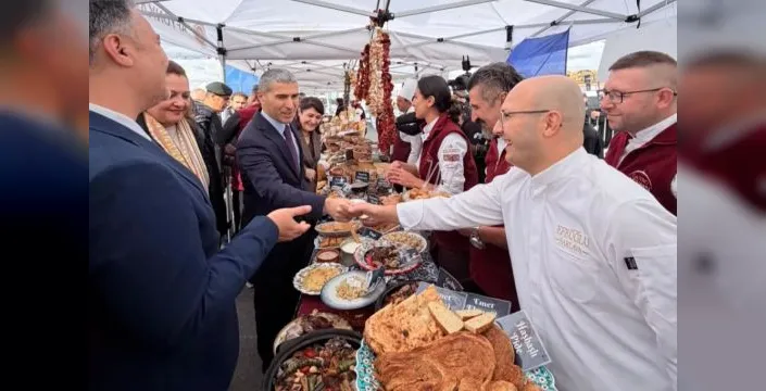 Kütahya'nın yöresel lezzetleri Afyon Gastronomi Festivali'nde sergilendi