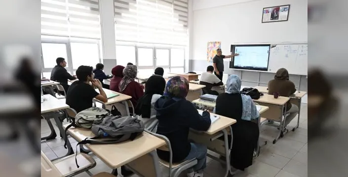 Malatya'da 200 öğrenci üniversite sınavına hazırlanıyor