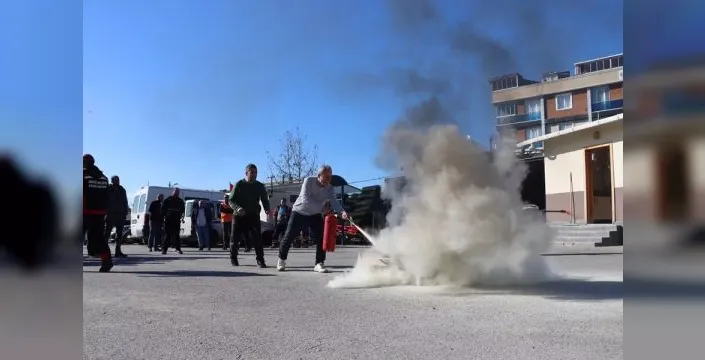 Maltepe'de afet hazırlığı: 800 gönüllüye eğitim