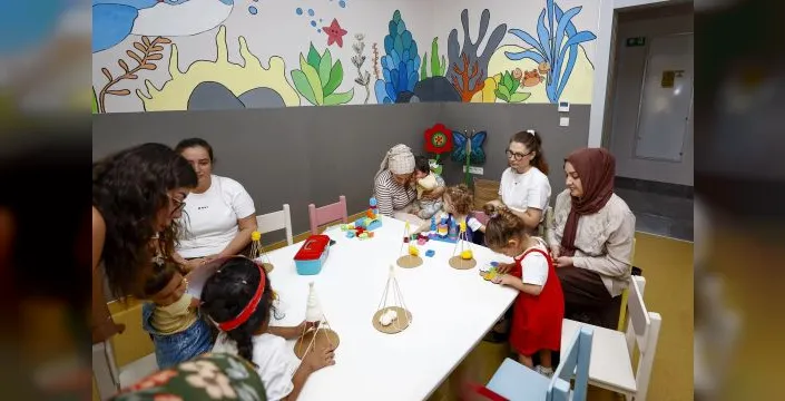 Mersin'deki çocuk kampüslerinde oyun atölyeleri devam ediyor