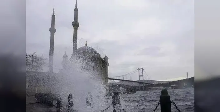 Meteoroloji, Ege ve Marmara için yağış ve fırtına uyarısı yaptı