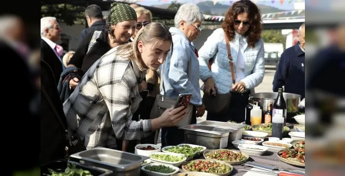 Mudanya zeytin kültürünü tanıttı