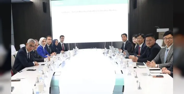 Sağlık Bakanı Memişoğlu, Güney Kore'de teknoloji incelemesi yaptı
