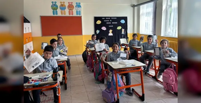 Sakarya Büyükşehir, kırsal okullardaki öğrencileri ziyaret etti