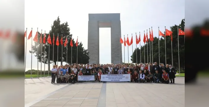 Şehit aileleri Çanakkale'ye götürüldü